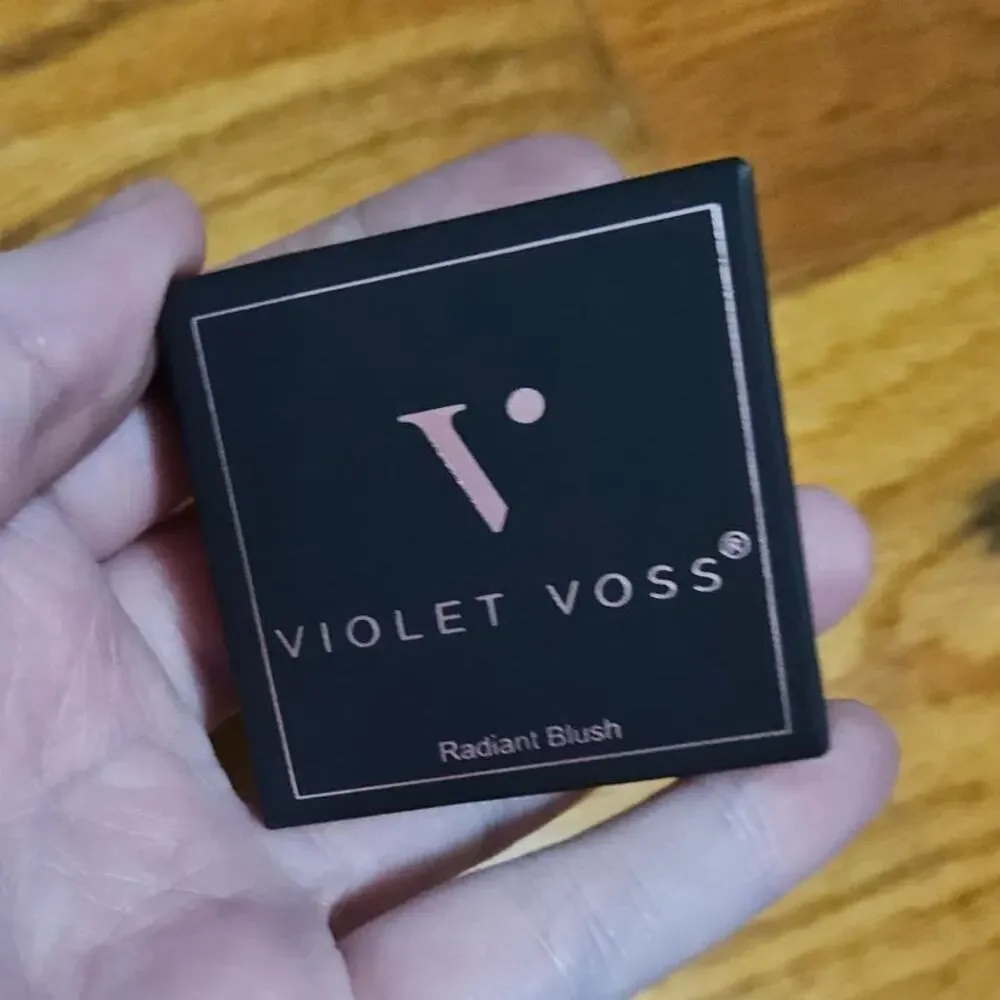 NEW! Violet Voss Radiant Blush Make Me Blush ~ Travel Size